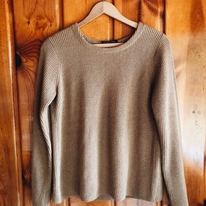 Banana Republic Sweater Size Medium
